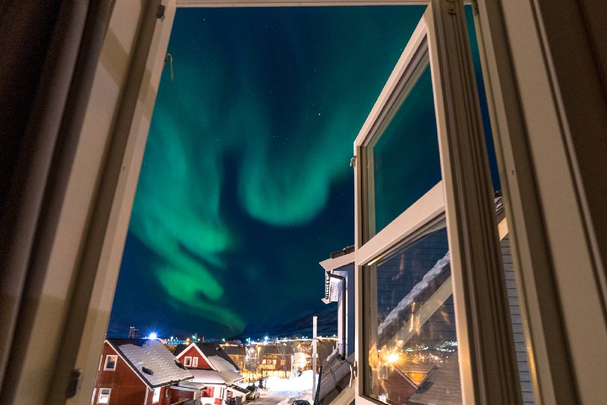 Aurora View